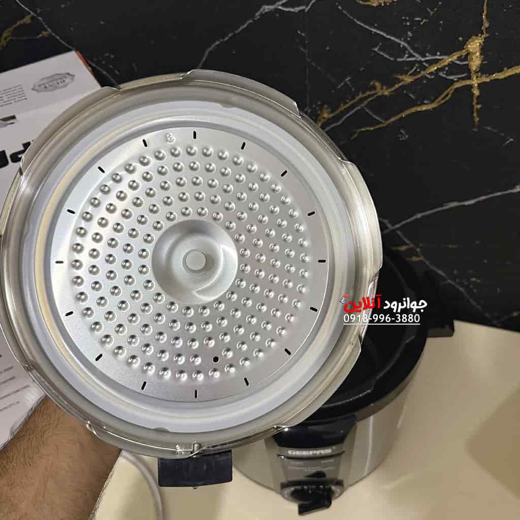 زودپز آرام پز جی پاس 6 لیتر 2200 وات Geepas Y.V8996